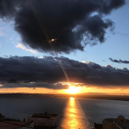 Las Mejores Puestas De Sol Roses Kültér fotó